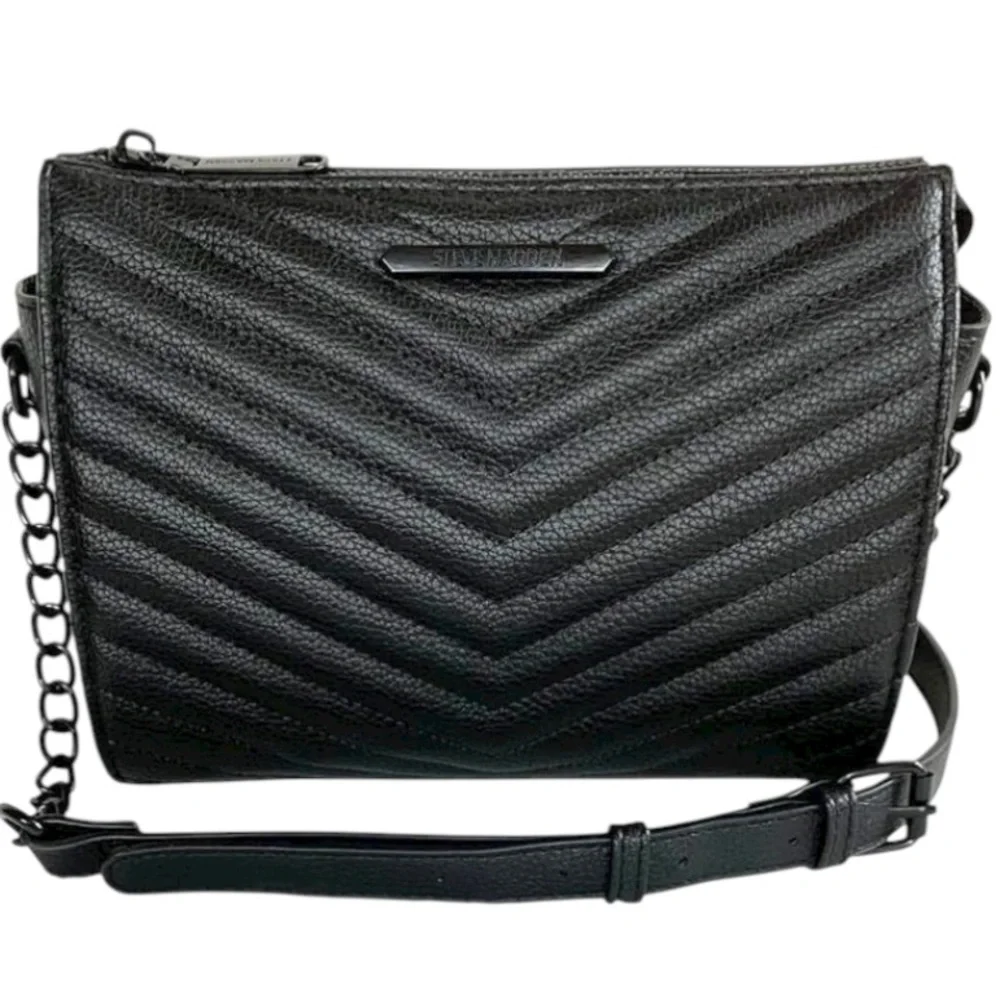𝐒𝐓𝐄𝐕𝐄 𝐌𝐀𝐃𝐃𝐄𝐍 | BLACK QUILTED CHEVRON CROSSBODY PURSE - Picture 16 of 16